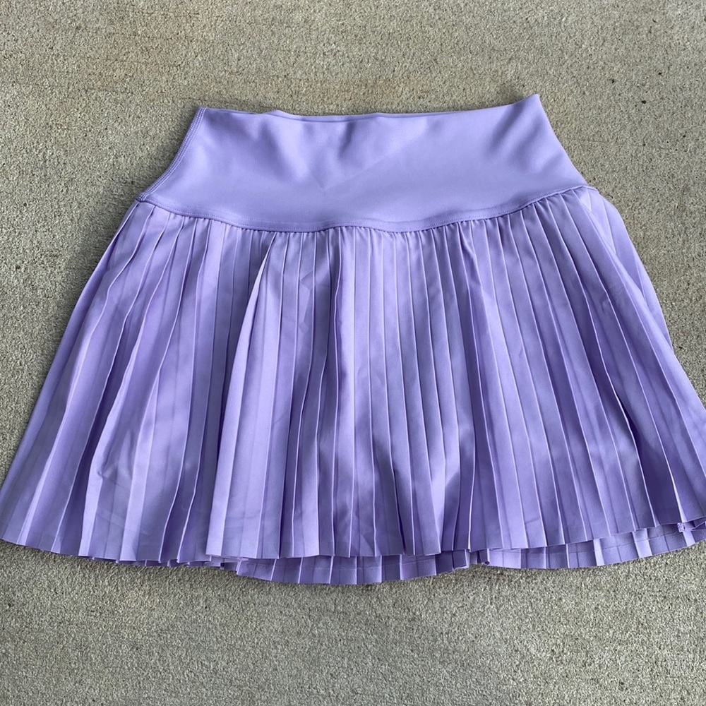 ALO tennis skirt